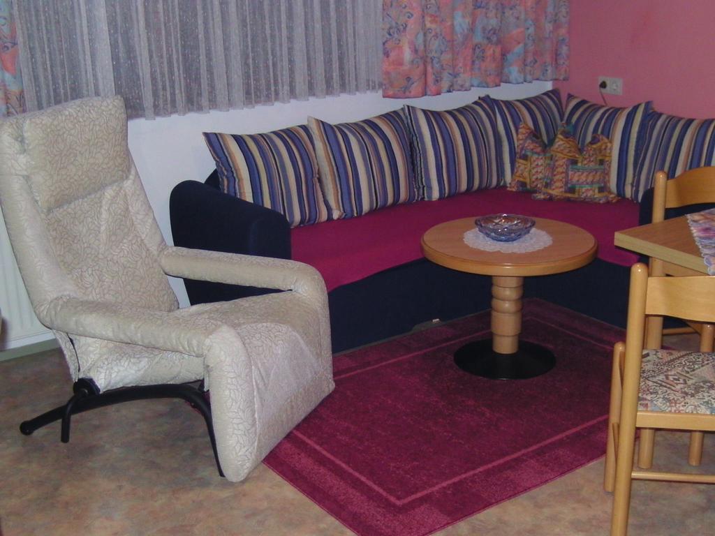 Appartement Ria Bad Kleinkirchheim Δωμάτιο φωτογραφία