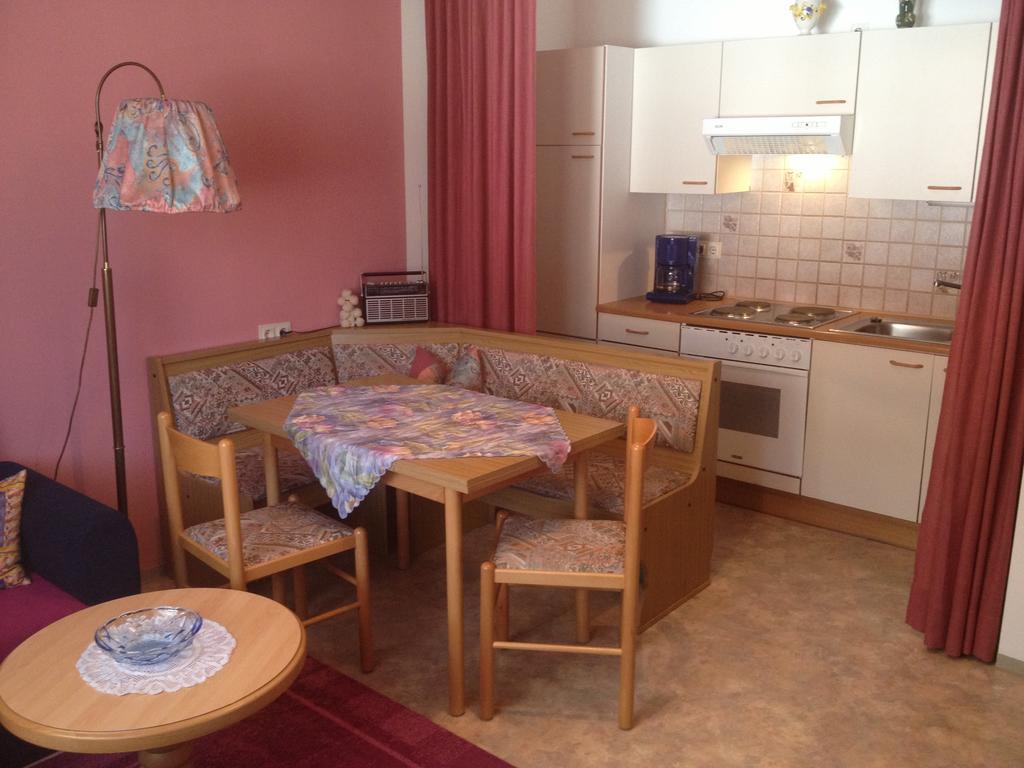 Appartement Ria Bad Kleinkirchheim Δωμάτιο φωτογραφία